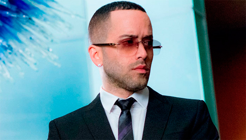 Moviendo caderas de Yandel ft Daddy Yankee