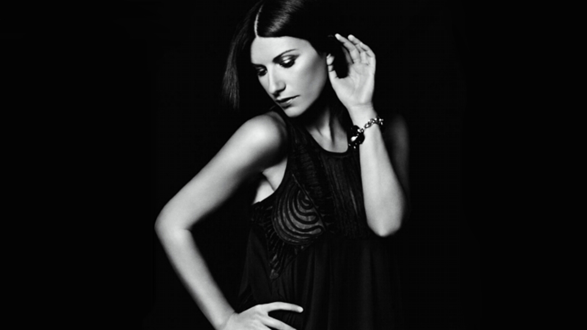 ‘Similares’ lo nuevo de Laura Pausini